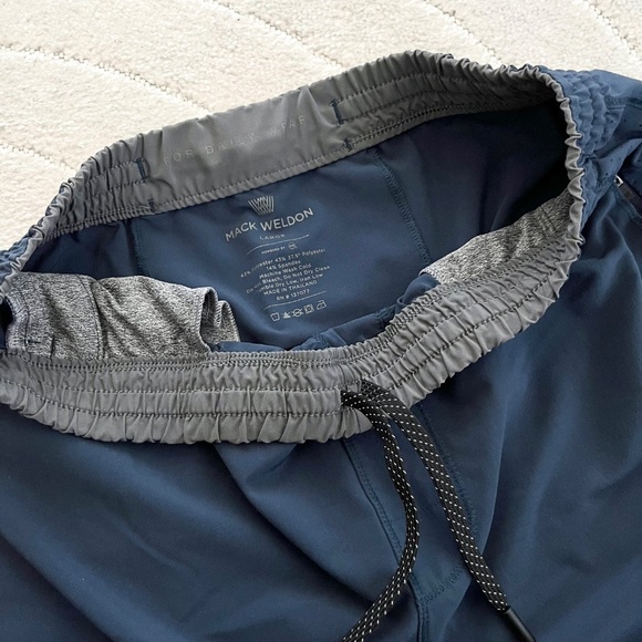 Mack Weldon Stratus Active Short Unlined True Navy Size L - Picture 7 of 8